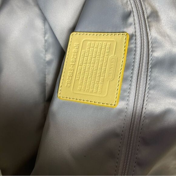 Coach patent leather yellow stitch logo shoulder bag with silver tone hardwares - Picture 9 of 14